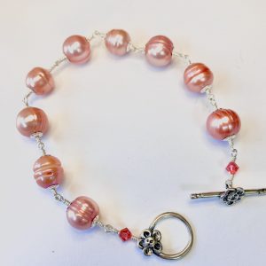 Gorgeous Circled Saltwater PEACHY PINK Pearl Bracelet