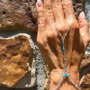 Beachy 925 Sterling Hand Chain with Faceted Apatite Stones