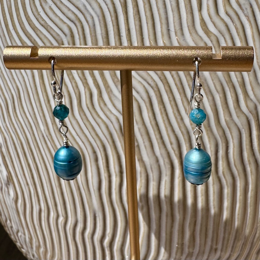 925 Sterling Earrings with Saltwater Teal Pearls - Image 2