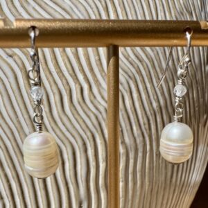 925 Sterling Earring with Saltwater Classic Pearl and Zircon